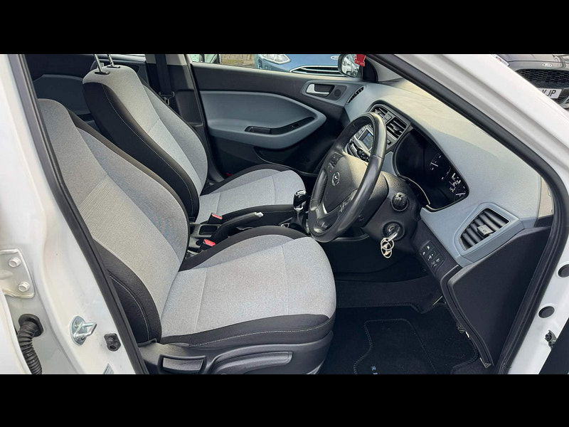Hyundai I20 1.2 Blue Drive SE Euro 6 (s/s) 5dr 5dr Manual 2025
