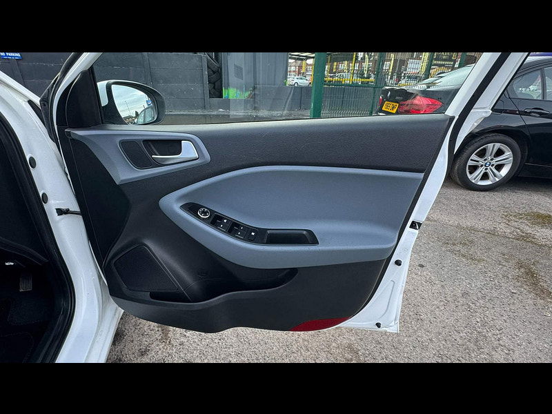 Hyundai I20 1.2 Blue Drive SE Euro 6 (s/s) 5dr 5dr Manual 2025
