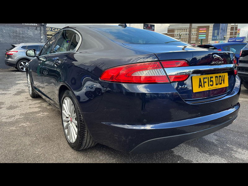 Jaguar XF 2.2d Luxury Auto Euro 5 (s/s) 4dr 4dr Automatic 2025