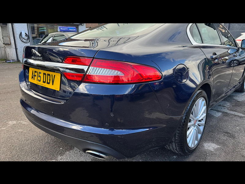 Jaguar XF 2.2d Luxury Auto Euro 5 (s/s) 4dr 4dr Automatic 2025