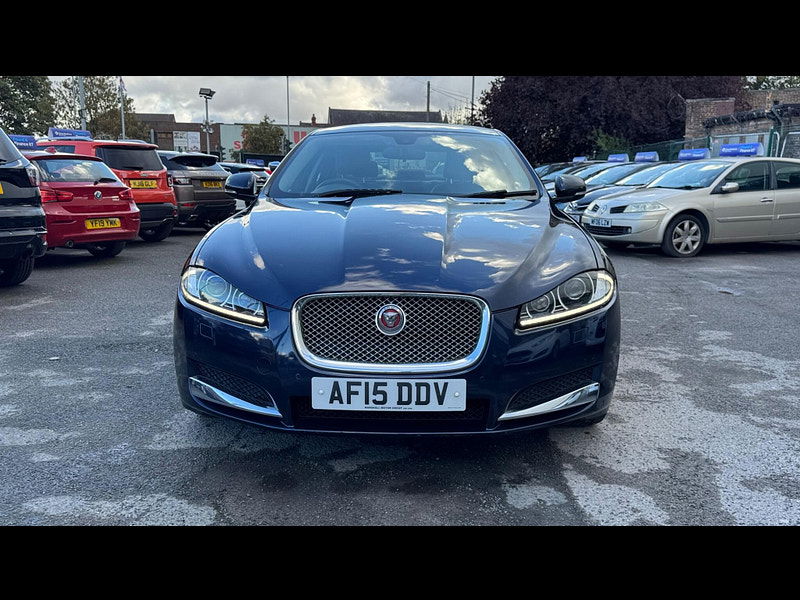 Jaguar XF 2.2d Luxury Auto Euro 5 (s/s) 4dr 4dr Automatic 2025
