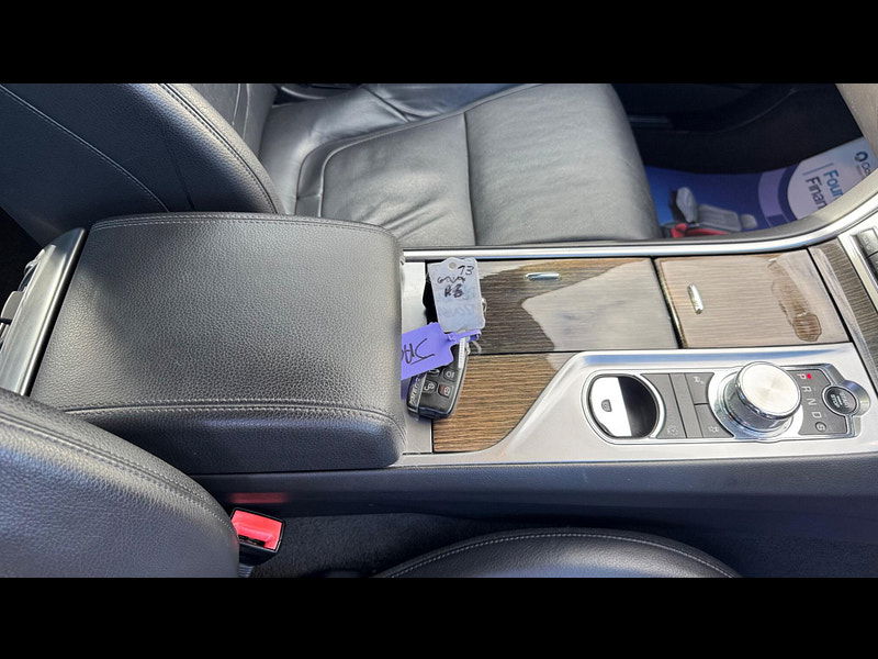 Jaguar XF 2.2d Luxury Auto Euro 5 (s/s) 4dr 4dr Automatic 2025