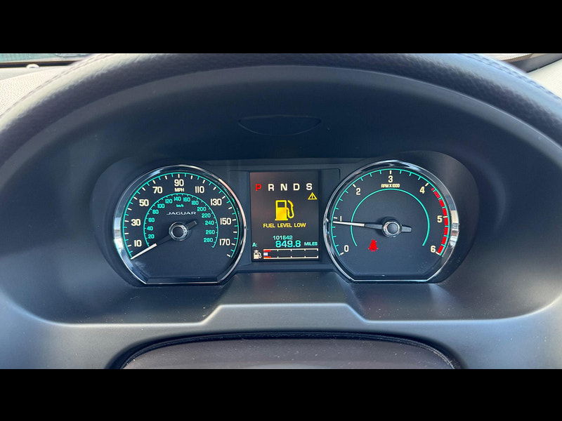 Jaguar XF 2.2d Luxury Auto Euro 5 (s/s) 4dr 4dr Automatic 2025