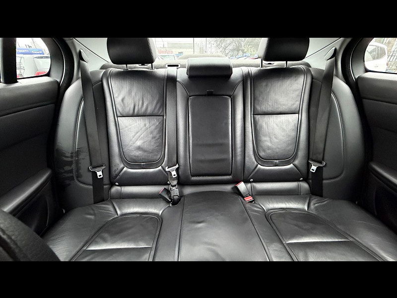 Jaguar XF 2.2d Luxury Saloon 4dr Diesel Auto Euro 5 (s/s) (163 ps) 4dr Automatic 2026