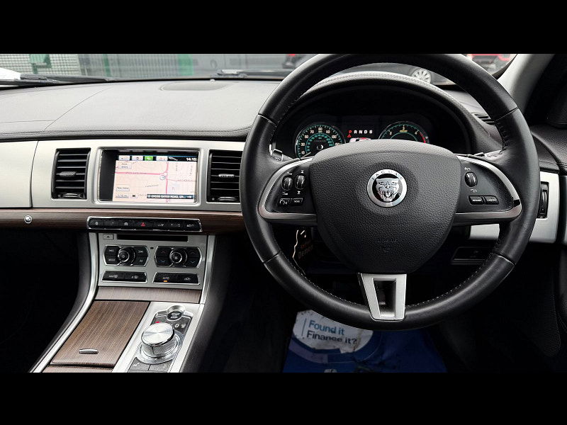 Jaguar XF 2.2d Luxury Saloon 4dr Diesel Auto Euro 5 (s/s) (163 ps) 4dr Automatic 2026