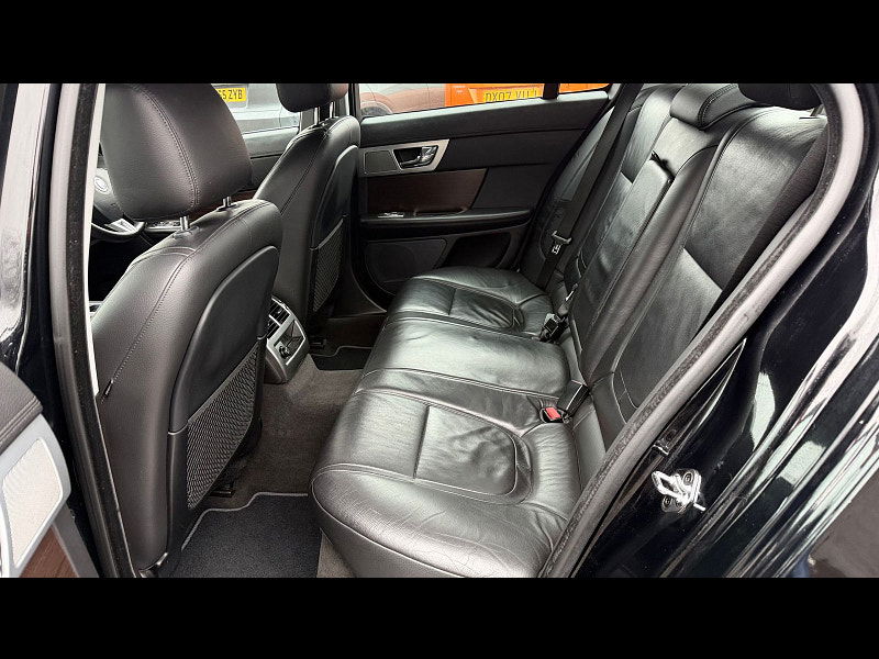 Jaguar XF 2.2d Luxury Saloon 4dr Diesel Auto Euro 5 (s/s) (163 ps) 4dr Automatic 2026