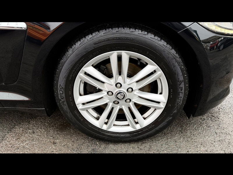 Jaguar XF 2.2d Luxury Saloon 4dr Diesel Auto Euro 5 (s/s) (163 ps) 4dr Automatic 2026