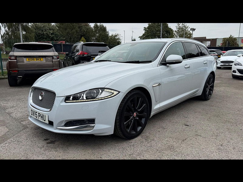 Jaguar XF 2.2d Portfolio Sportbrake Auto Euro 5 (s/s) 5dr 5dr Automatic 2025