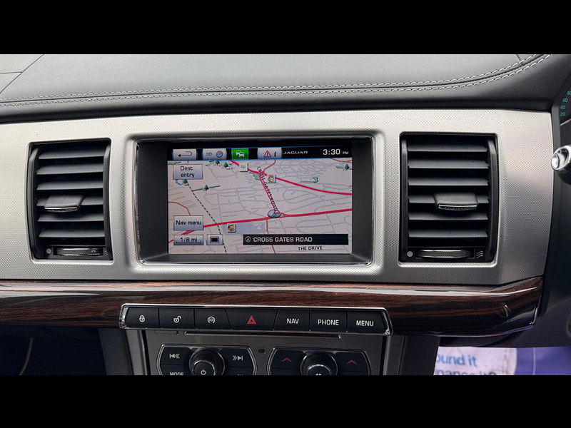 Jaguar XF 2.2d Portfolio Sportbrake Auto Euro 5 (s/s) 5dr 5dr Automatic 2025