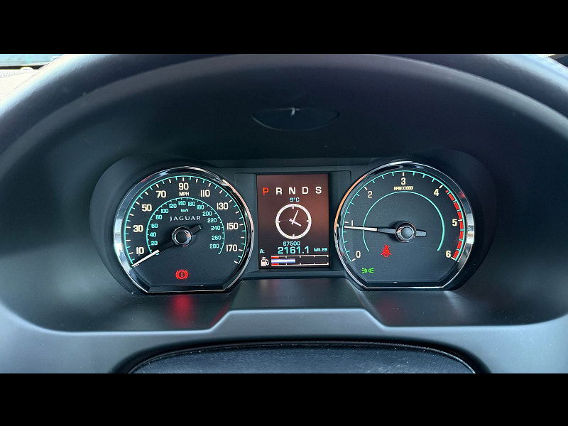 Jaguar XF 2.2d Premium Luxury Saloon 4dr Diesel Auto Euro 5 (s/s) (200 ps) 4dr Automatic 2026