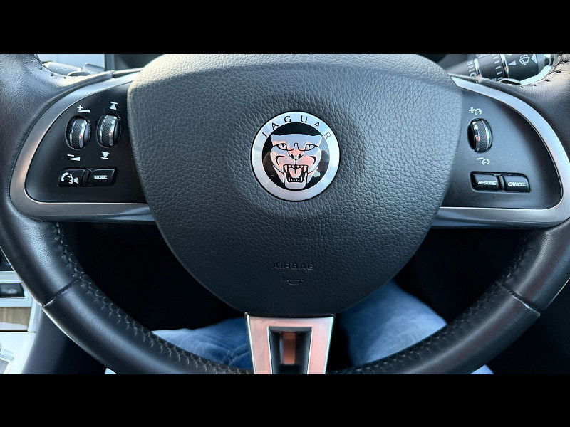 Jaguar XF 2.2d Premium Luxury Saloon 4dr Diesel Auto Euro 5 (s/s) (200 ps) 4dr Automatic 2026