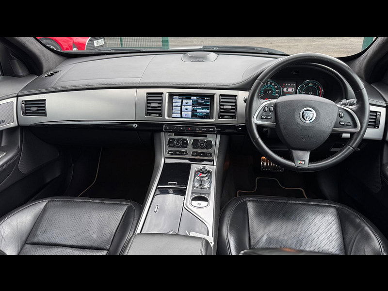Jaguar XF 3.0d S V6 Portfolio Auto Euro 5 (s/s) 4dr 4dr Automatic 2025