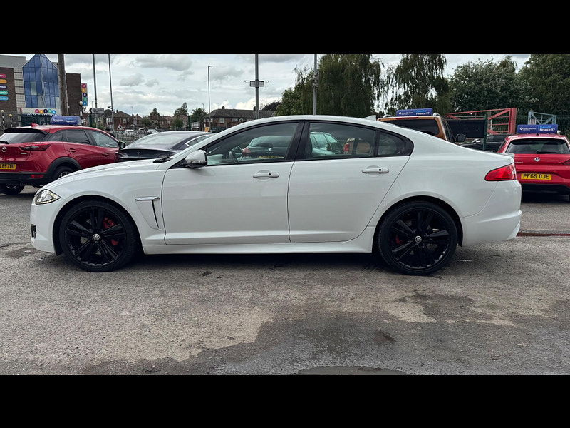 Jaguar XF 3.0d S V6 Portfolio Auto Euro 5 (s/s) 4dr 4dr Automatic 2025