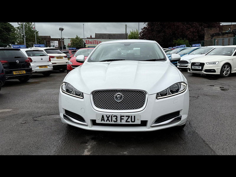 Jaguar XF 3.0d V6 Luxury Saloon 4dr Diesel Auto Euro 5 (s/s) (240 ps) 4dr Automatic 2026