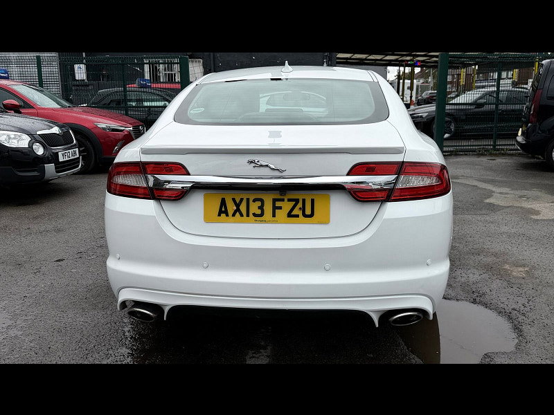 Jaguar XF 3.0d V6 Luxury Saloon 4dr Diesel Auto Euro 5 (s/s) (240 ps) 4dr Automatic 2026