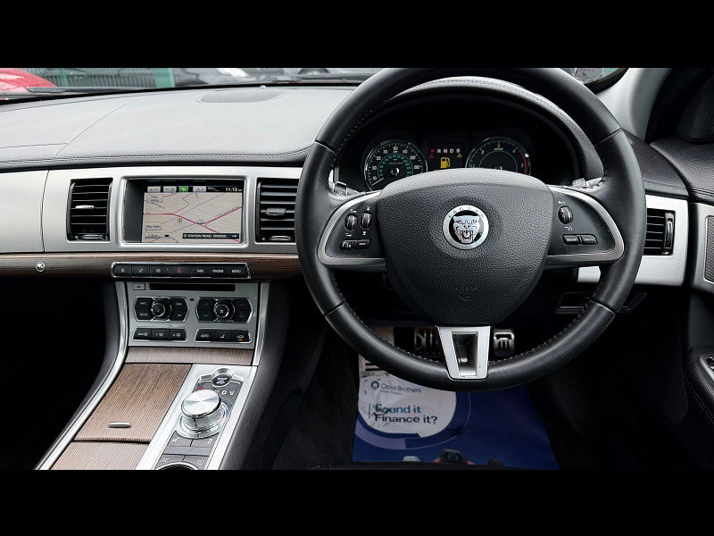 Jaguar XF 3.0d V6 Luxury Saloon 4dr Diesel Auto Euro 5 (s/s) (240 ps) 4dr Automatic 2026