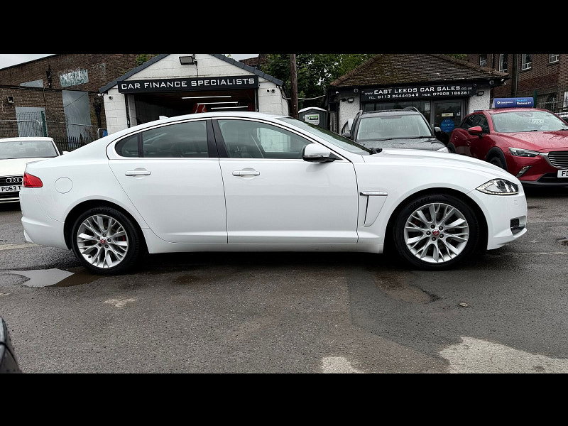 Jaguar XF 3.0d V6 Luxury Saloon 4dr Diesel Auto Euro 5 (s/s) (240 ps) 4dr Automatic 2026
