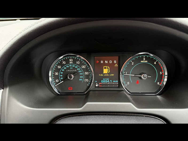 Jaguar XF 3.0d V6 Luxury Saloon 4dr Diesel Auto Euro 5 (s/s) (240 ps) 4dr Automatic 2026