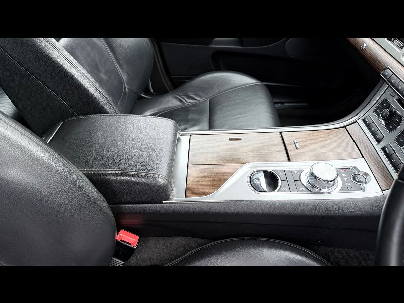 Jaguar XF 3.0d V6 Luxury Saloon 4dr Diesel Auto Euro 5 (s/s) (240 ps) 4dr Automatic 2026