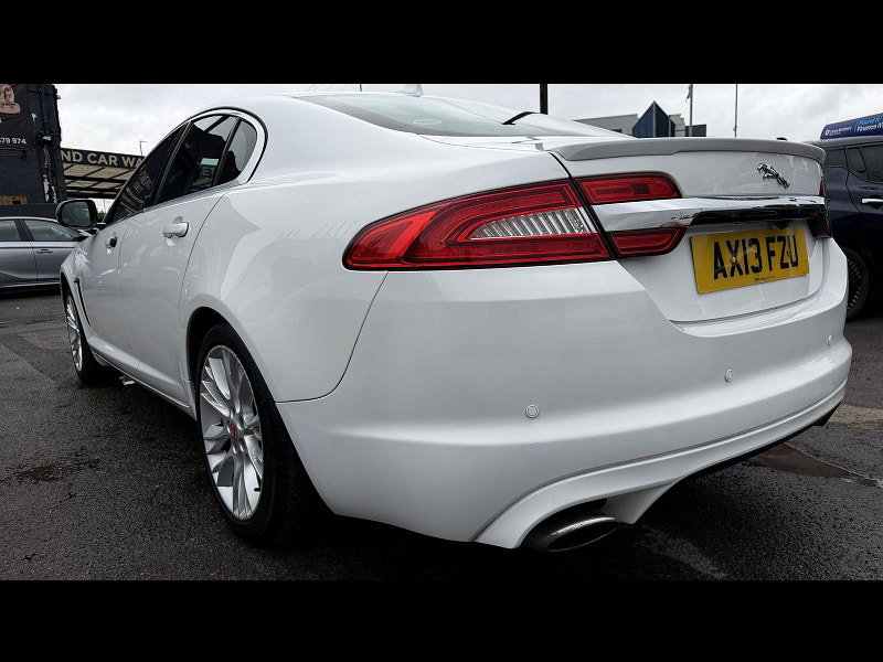 Jaguar XF 3.0d V6 Luxury Saloon 4dr Diesel Auto Euro 5 (s/s) (240 ps) 4dr Automatic 2026