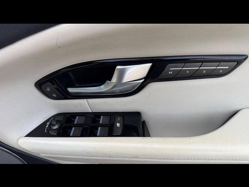 Land Rover Range Rover Evoque 2.0 TD4 HSE Dynamic Auto 4WD Euro 6 (s/s) 5dr 5dr Automatic 2025