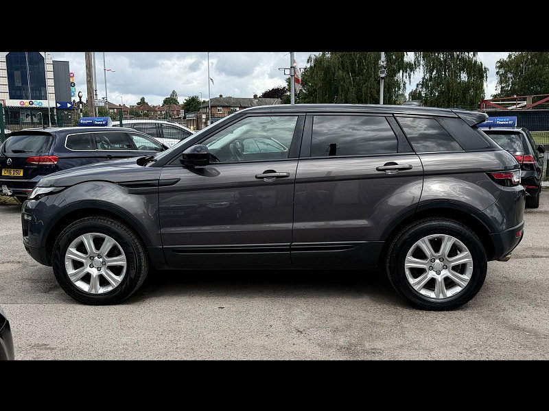 Land Rover Range Rover Evoque 2.0 TD4 SE Tech SUV 5dr Diesel Manual 4WD Euro 6 (s/s) (180 ps) 5dr Manual 2026