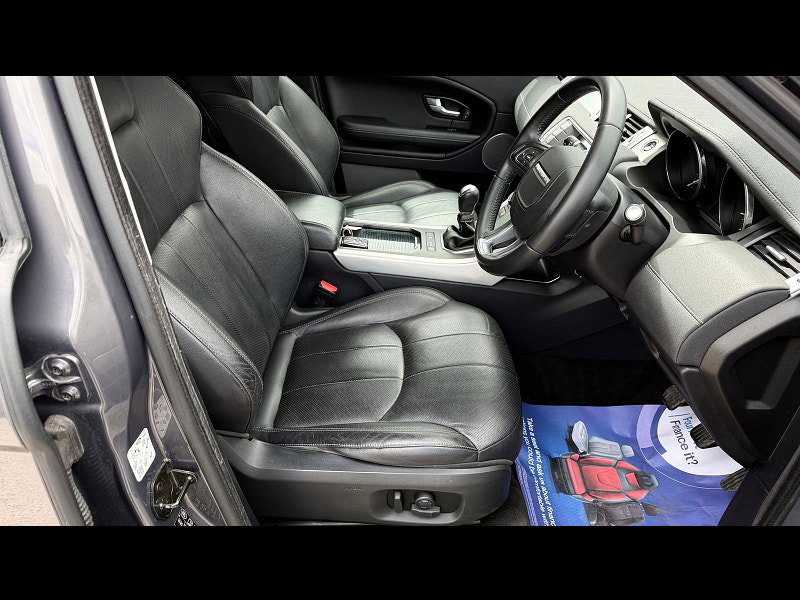 Land Rover Range Rover Evoque 2.0 TD4 SE Tech SUV 5dr Diesel Manual 4WD Euro 6 (s/s) (180 ps) 5dr Manual 2026