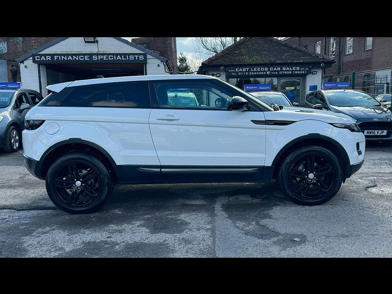 Land Rover Range Rover Evoque 2.2 eD4 Pure Tech FWD Euro 5 (s/s) 3dr 3dr Manual 2025