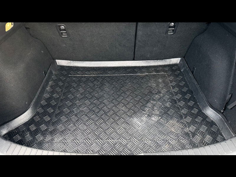 Mazda Mazda3 2.0 SKYACTIV-G SE-L Nav Hatchback 5dr Petrol Manual Euro 5 (s/s) (120 ps) 5dr Manual 2026