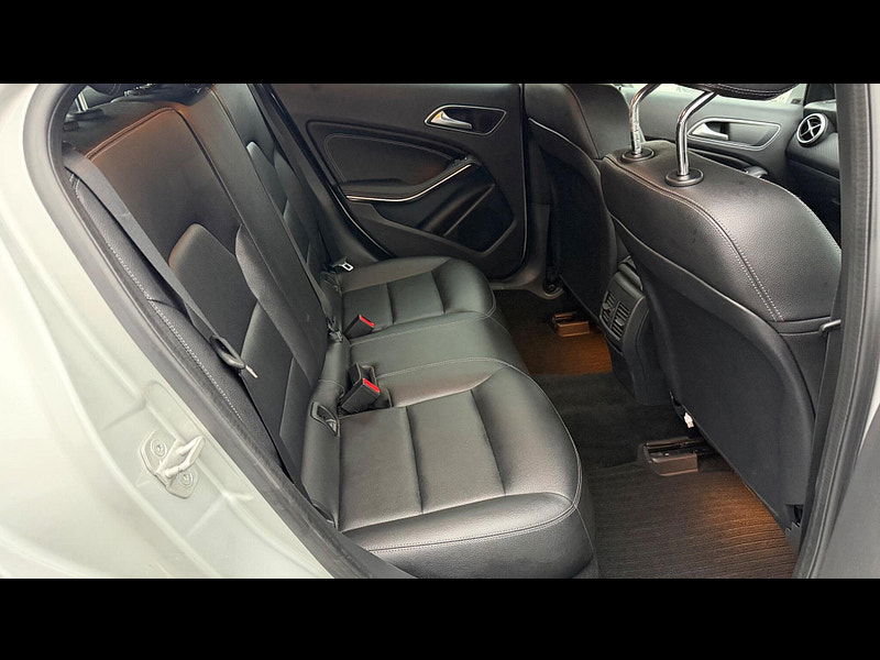 Mercedes-Benz A Class 1.5 A180d Sport Euro 6 (s/s) 5dr 5dr Manual 2025