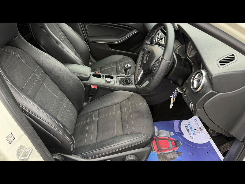 Mercedes-Benz A Class 1.6 A180 Sport Euro 6 (s/s) 5dr 5dr Manual 2025