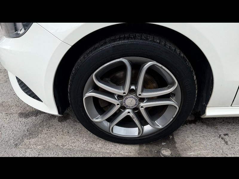 Mercedes-Benz A Class 1.6 A180 Sport Hatchback 5dr Petrol Manual Euro 6 (s/s) (122 ps) 5dr Manual 2026