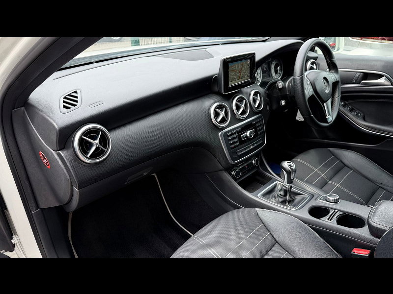 Mercedes-Benz A Class 1.6 A180 Sport Hatchback 5dr Petrol Manual Euro 6 (s/s) (122 ps) 5dr Manual 2026