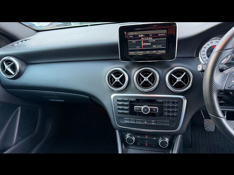 Mercedes-Benz A Class 1.6 A180 Sport Hatchback 5dr Petrol Manual Euro 6 (s/s) (122 ps) 5dr Manual 2025