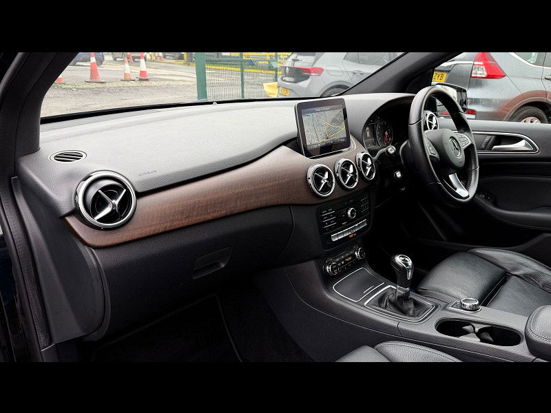 Mercedes-Benz B Class 1.6 B180 Exclusive Edition MPV 5dr Petrol Manual Euro 6 (s/s) (122 ps) 5dr Manual 2026