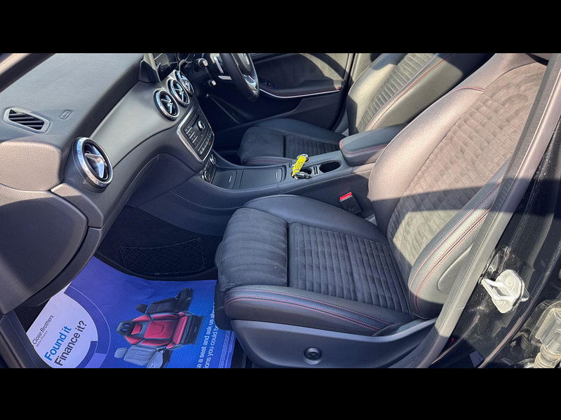 Mercedes-Benz GLA 2.1 GLA220d AMG Line (Premium Plus) 7G-DCT 4MATIC Euro 6 (s/s) 5dr 5dr Automatic 2025