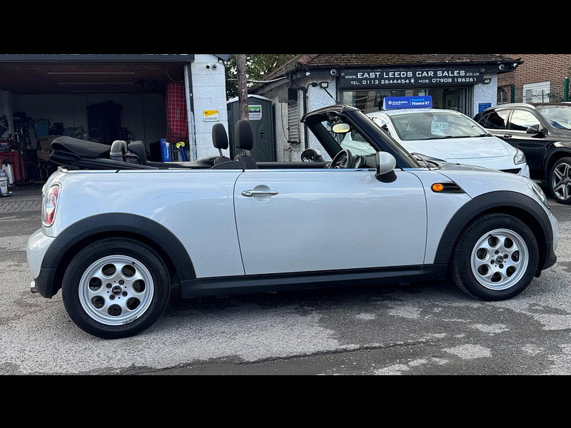 MINI Convertible 1.6 Cooper Euro 5 (s/s) 2dr 2dr Manual 2025