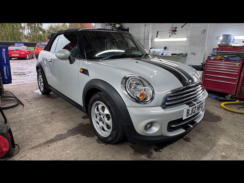MINI Convertible 1.6 Cooper Euro 5 (s/s) 2dr 2dr Manual 2025