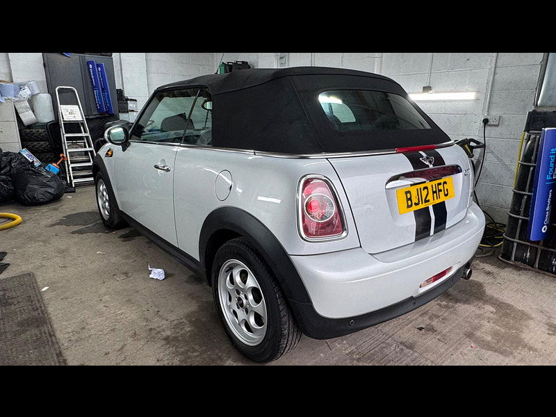 MINI Convertible 1.6 Cooper Euro 5 (s/s) 2dr 2dr Manual 2025