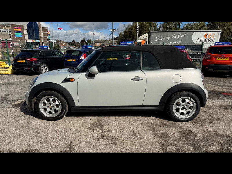 MINI Convertible 1.6 Cooper Euro 5 (s/s) 2dr 2dr Manual 2025