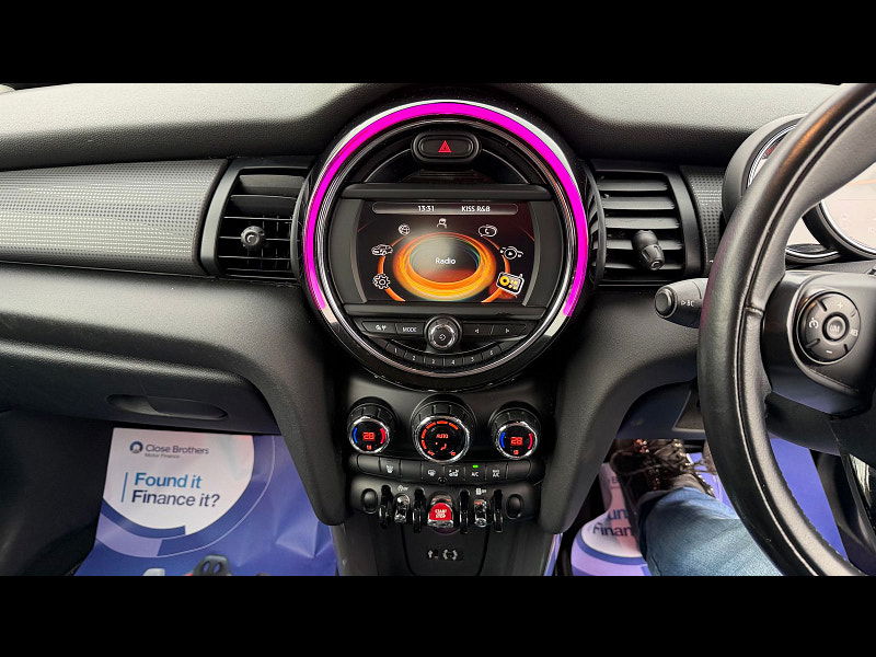 MINI Hatch 1.5 Cooper Euro 6 (s/s) 3dr 3dr Manual 2026