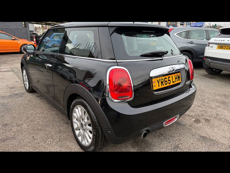 MINI Hatch 1.5 Cooper Euro 6 (s/s) 3dr 3dr Manual 2026
