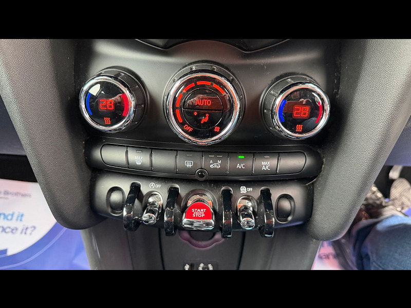 MINI Hatch 1.5 Cooper Euro 6 (s/s) 3dr 3dr Manual 2026