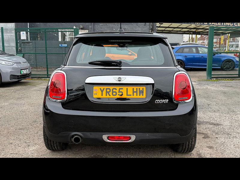 MINI Hatch 1.5 Cooper Euro 6 (s/s) 3dr 3dr Manual 2026