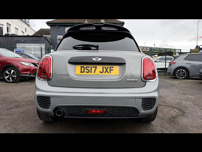 MINI Hatch 1.5 Cooper Hatchback 5dr Petrol Manual Euro 6 (s/s) (136 ps) 5dr Manual 2026