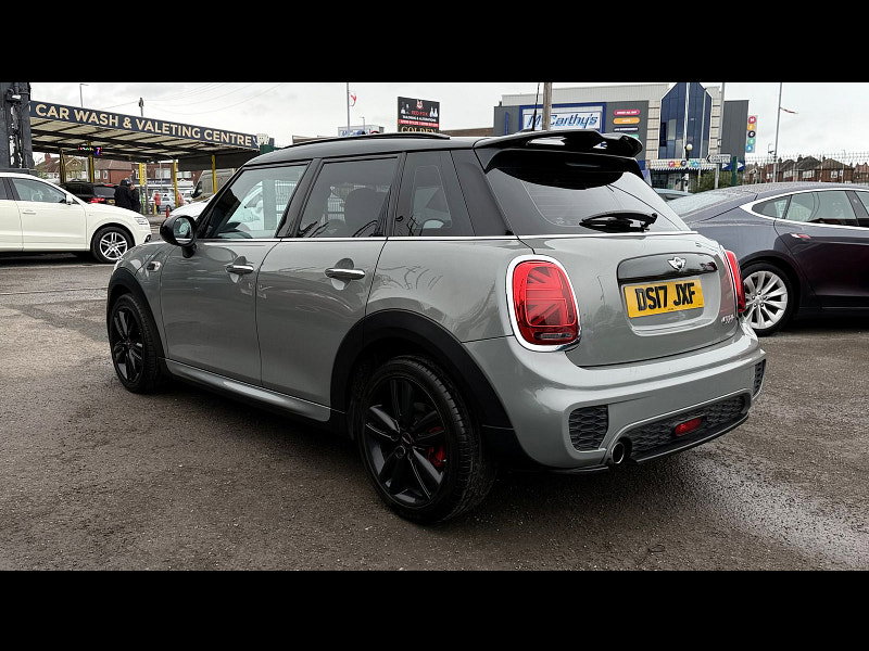 MINI Hatch 1.5 Cooper Hatchback 5dr Petrol Manual Euro 6 (s/s) (136 ps) 5dr Manual 2026