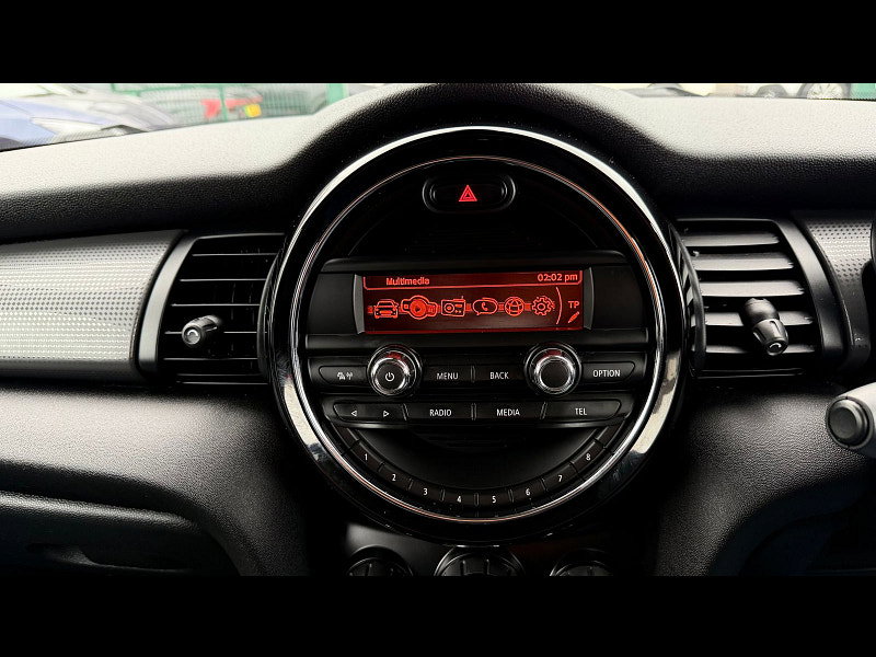 MINI Hatch 1.5 Cooper Hatchback 5dr Petrol Manual Euro 6 (s/s) (136 ps) 5dr Manual 2026