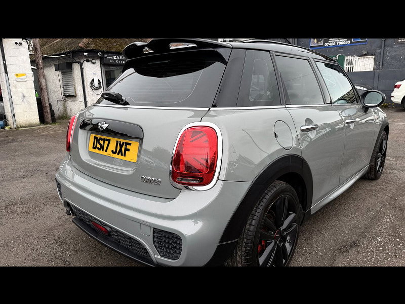 MINI Hatch 1.5 Cooper Hatchback 5dr Petrol Manual Euro 6 (s/s) (136 ps) 5dr Manual 2026