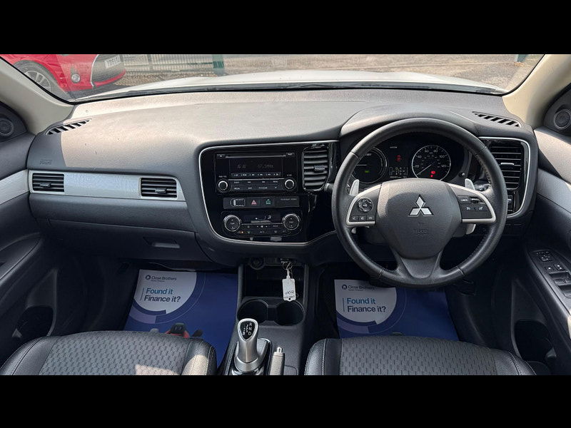 Mitsubishi Outlander 2.0h 12kWh GX3h CVT 4WD Euro 5 (s/s) 5dr 5dr Automatic 2025