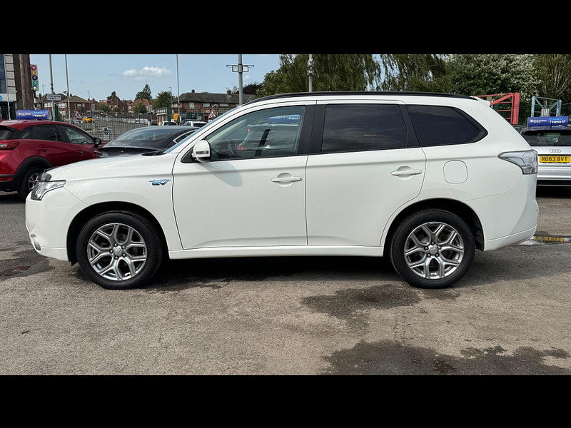 Mitsubishi Outlander 2.0h 12kWh GX3h CVT 4WD Euro 5 (s/s) 5dr 5dr Automatic 2025